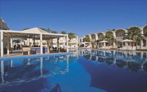 5 Nights & 6 Days Sharm El Sheikh Tour at 4 Star Hotels
