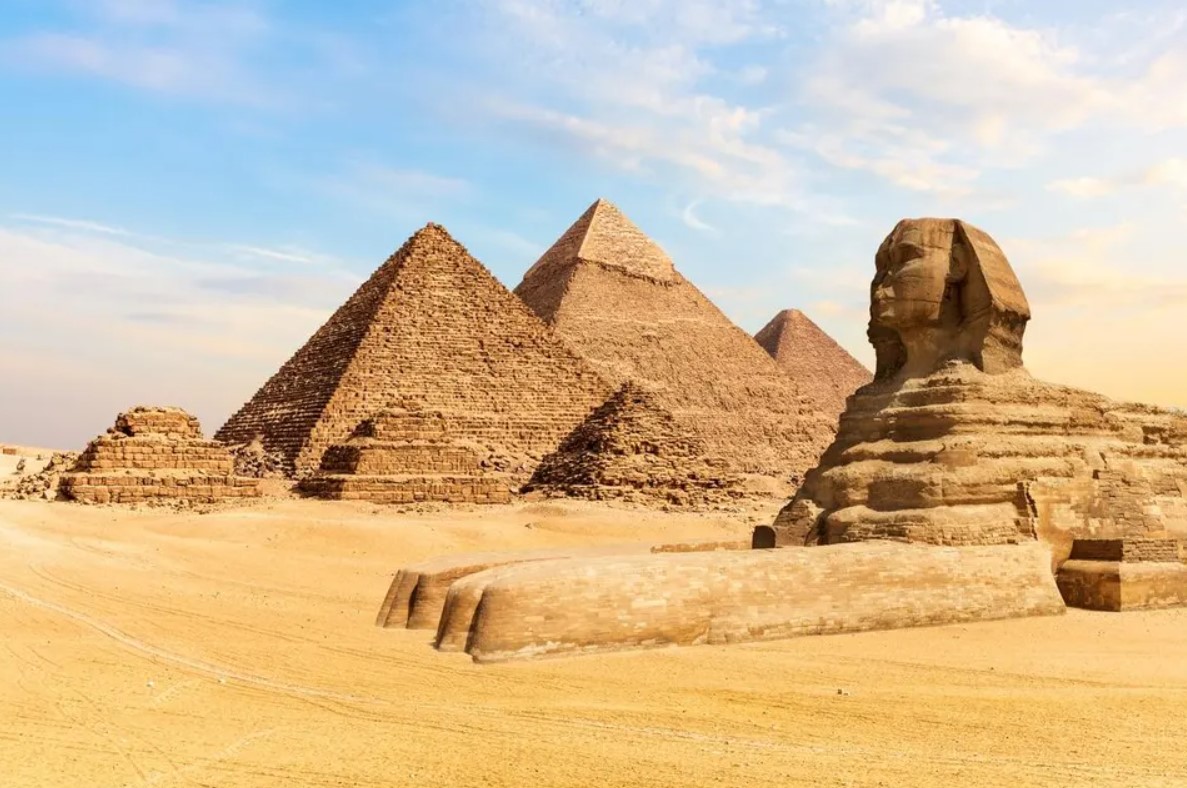 Travel to Cairo