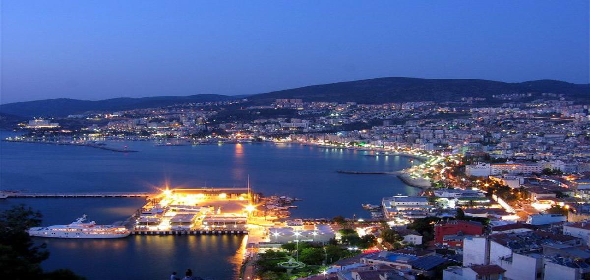 How far is Izmir airport from