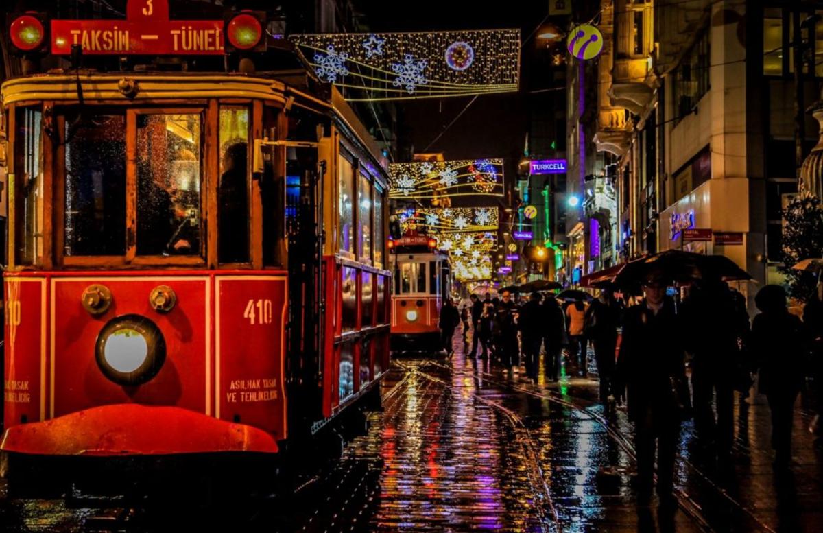 Nightlife in Istanbul