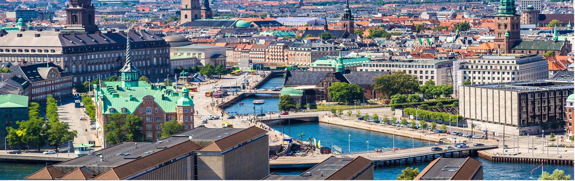 Traslado al Aeropuerto de Copenhague, Taxi Privado o Servicios de Traslado