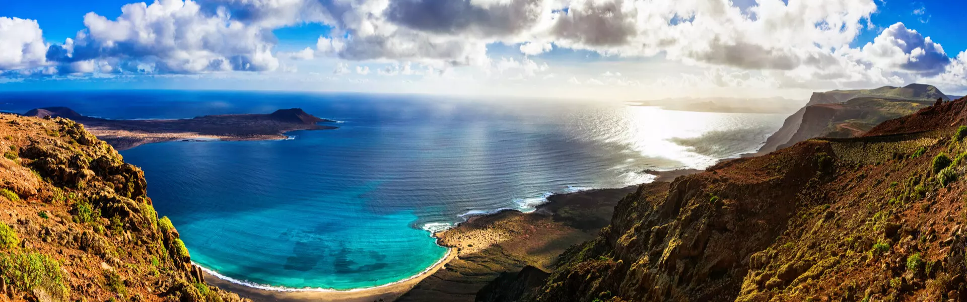 Lanzarote Airport Transfer, Private Taxi or Shuttle services